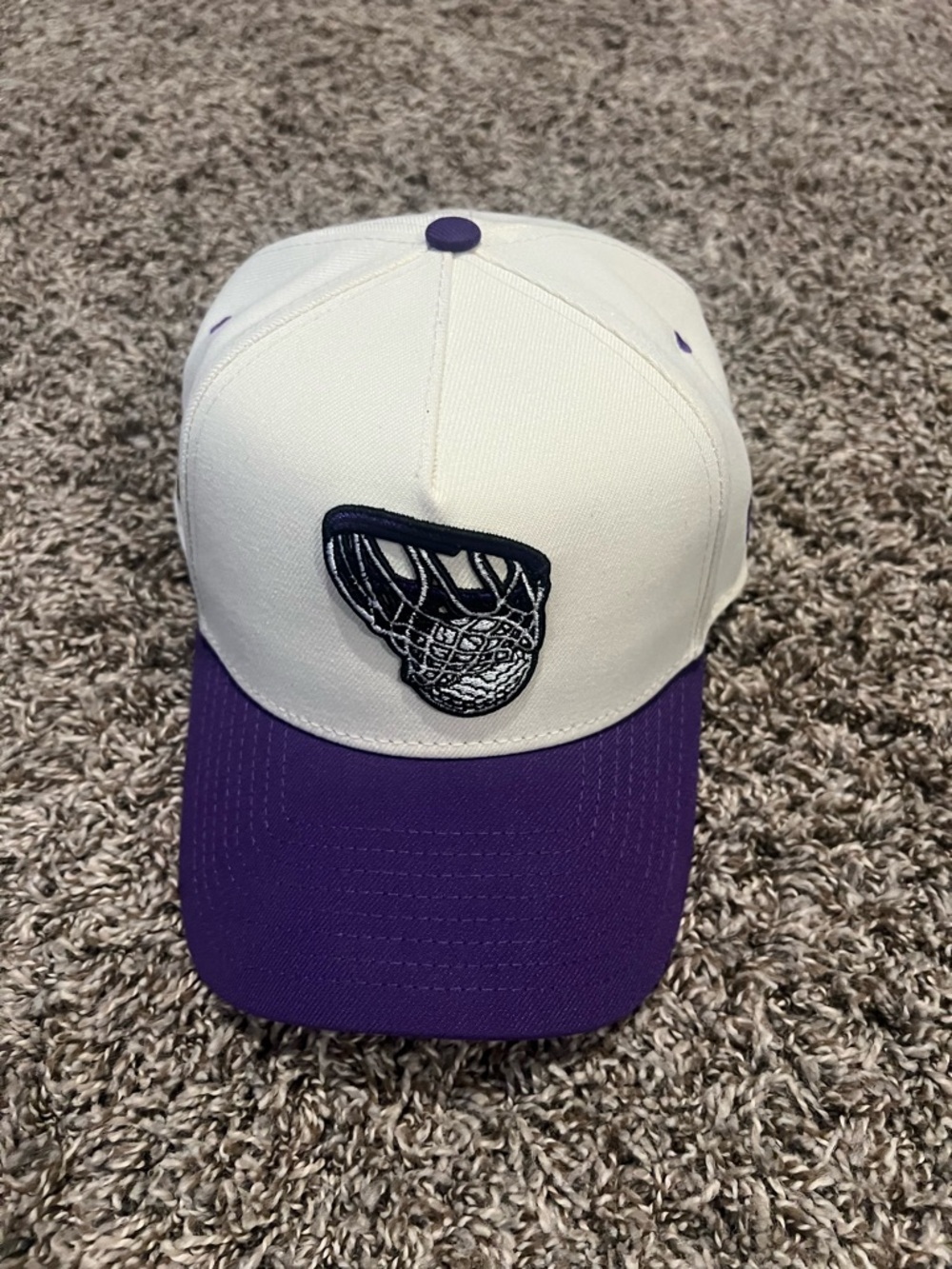 New Era Los Angeles Lakers Snapback Cap with Embroidered Logo